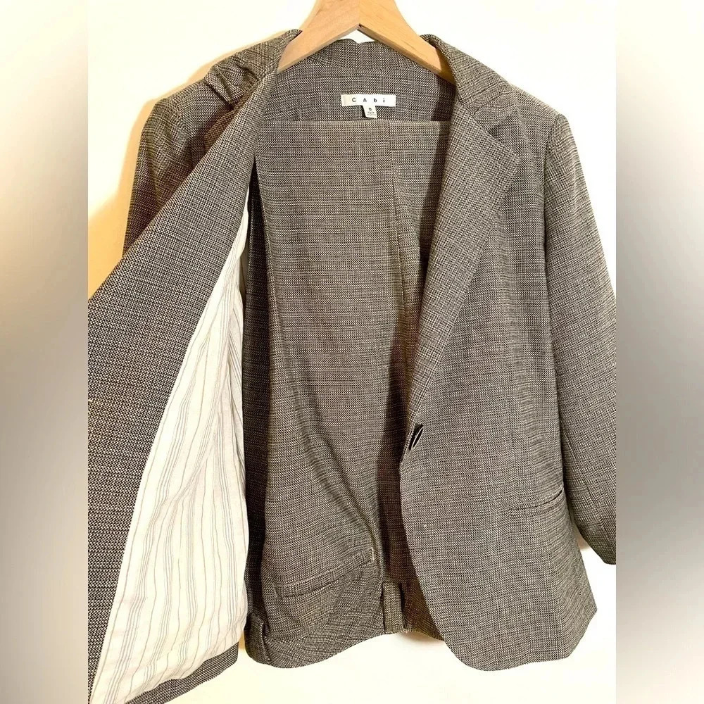 CAbi Tweed Suit:Jacket (Sz 8)&Pants (Sz 6) Gray Crop Ruched Sleeve Blazer Career - Picture 2 of 16